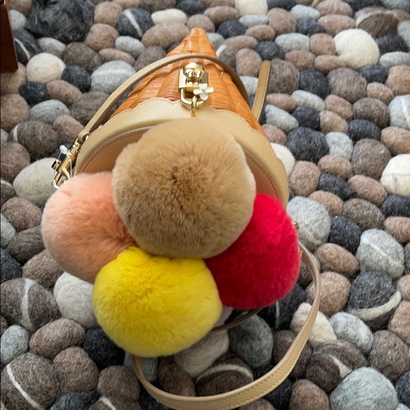 Dolce & Gabbana Ice-Cream Cone Bag - Picture 4 of 7